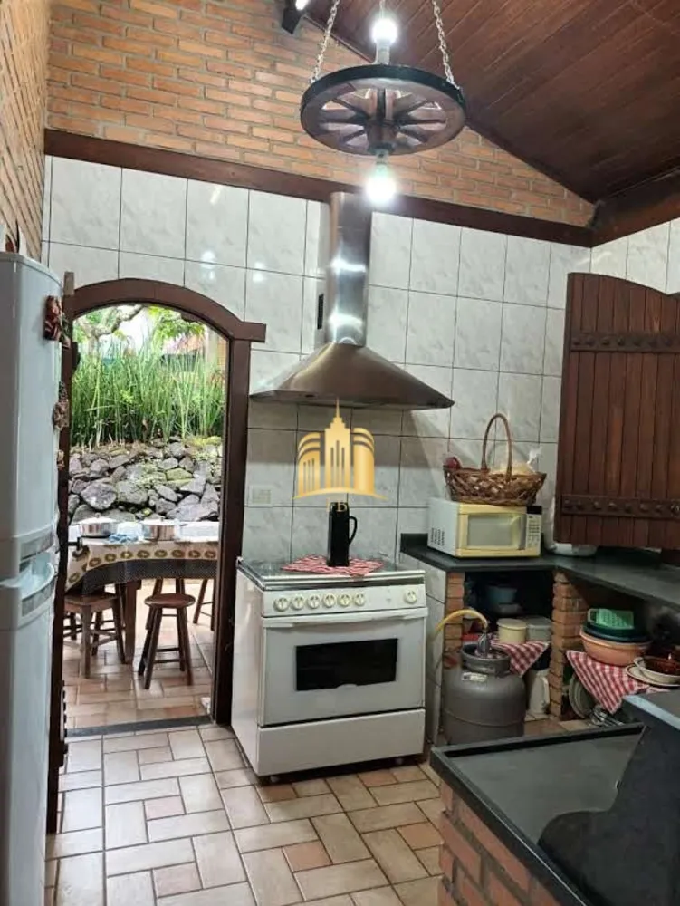 Sítio, 5 quartos, 10000 m² - Foto 1