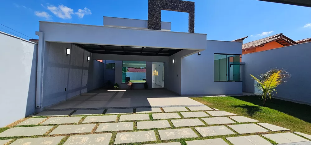 Casa à venda com 3 quartos, 360m² - Foto 2