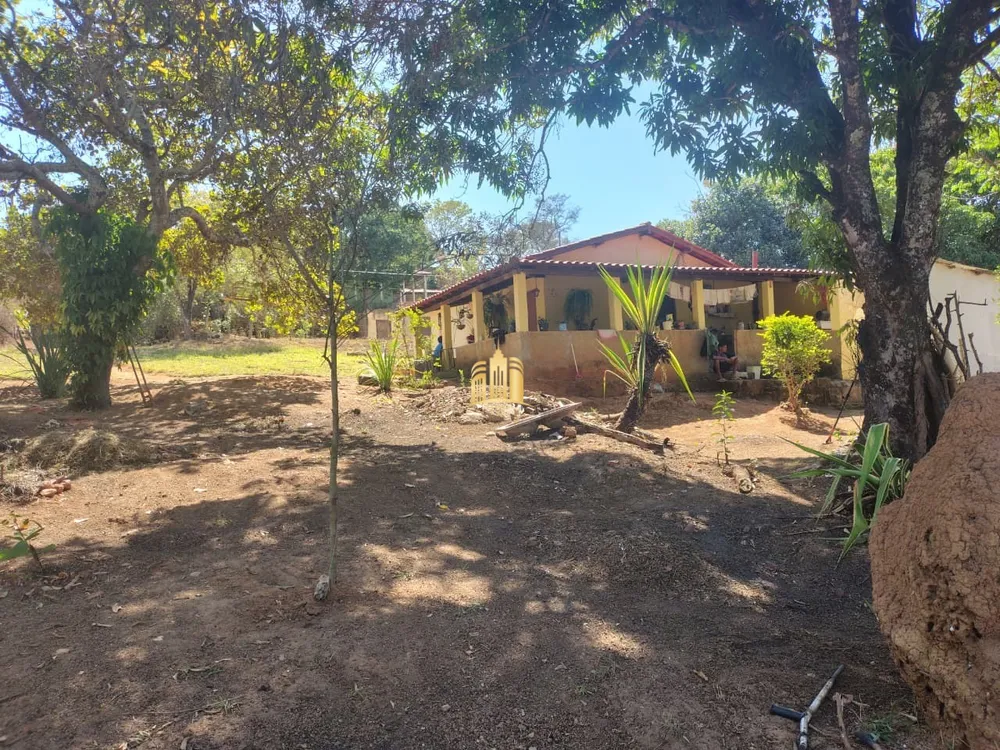 Chácara, 2 quartos, 2643 m² - Foto 1