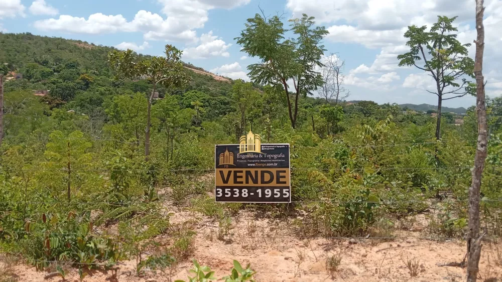 Terreno à venda com 2 quartos, 450m² - Foto 1