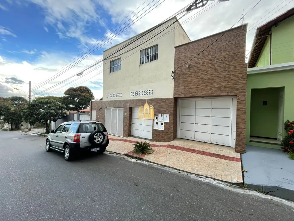 Casa, 6 quartos, 360 m² - Foto 1