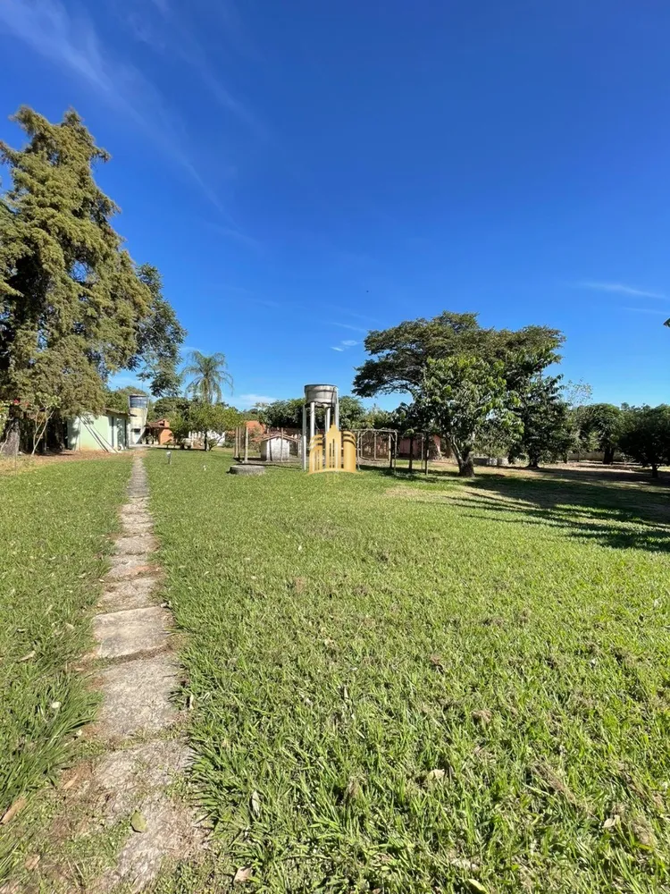 Sítio, 4 quartos, 4650 m² - Foto 1