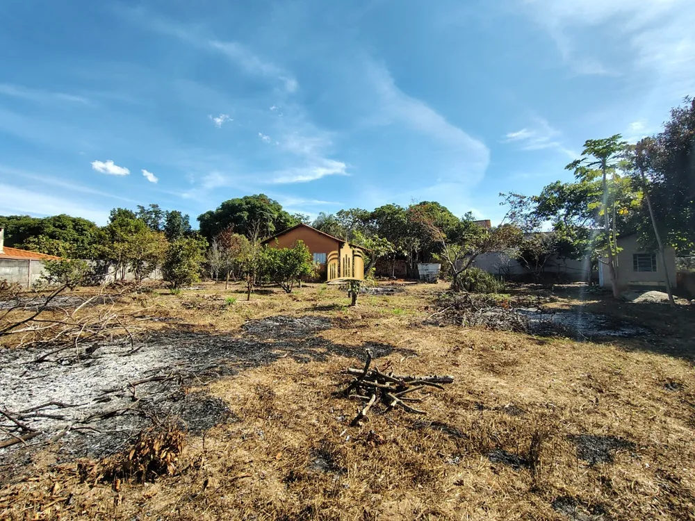 Chácara, 2 quartos, 2763 m² - Foto 1