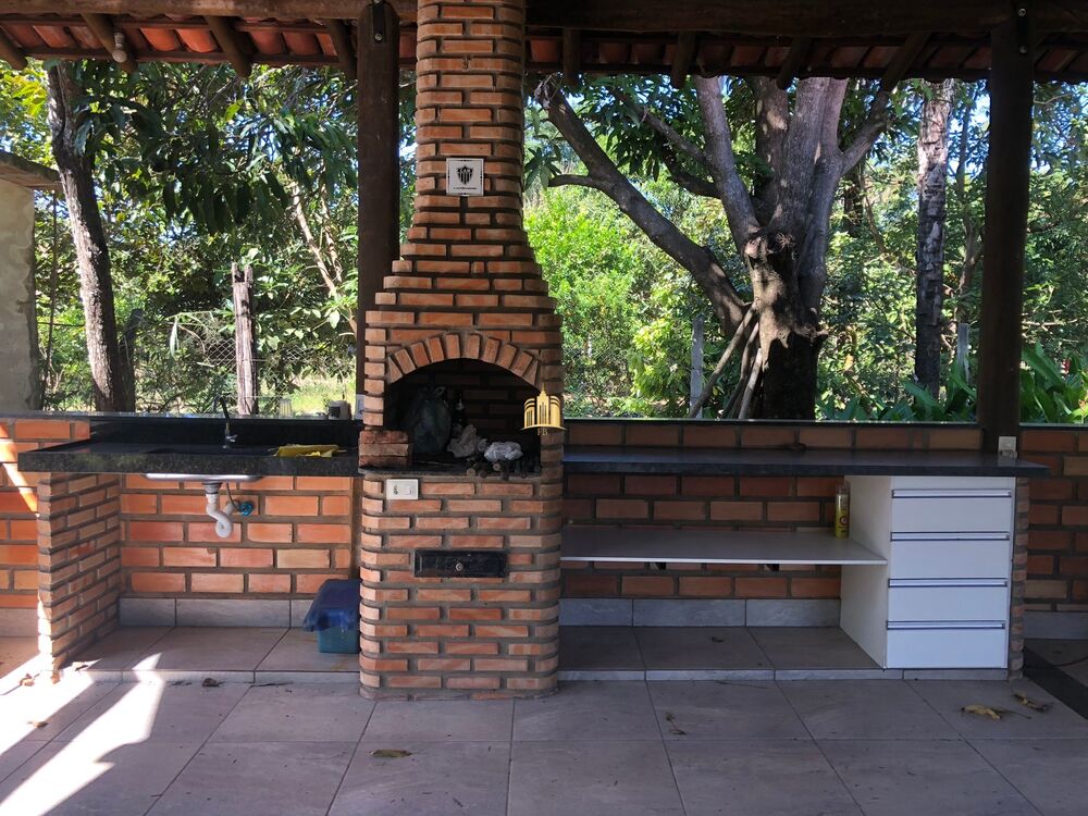 Sítio à venda com 4 quartos, 5500m² - Foto 1