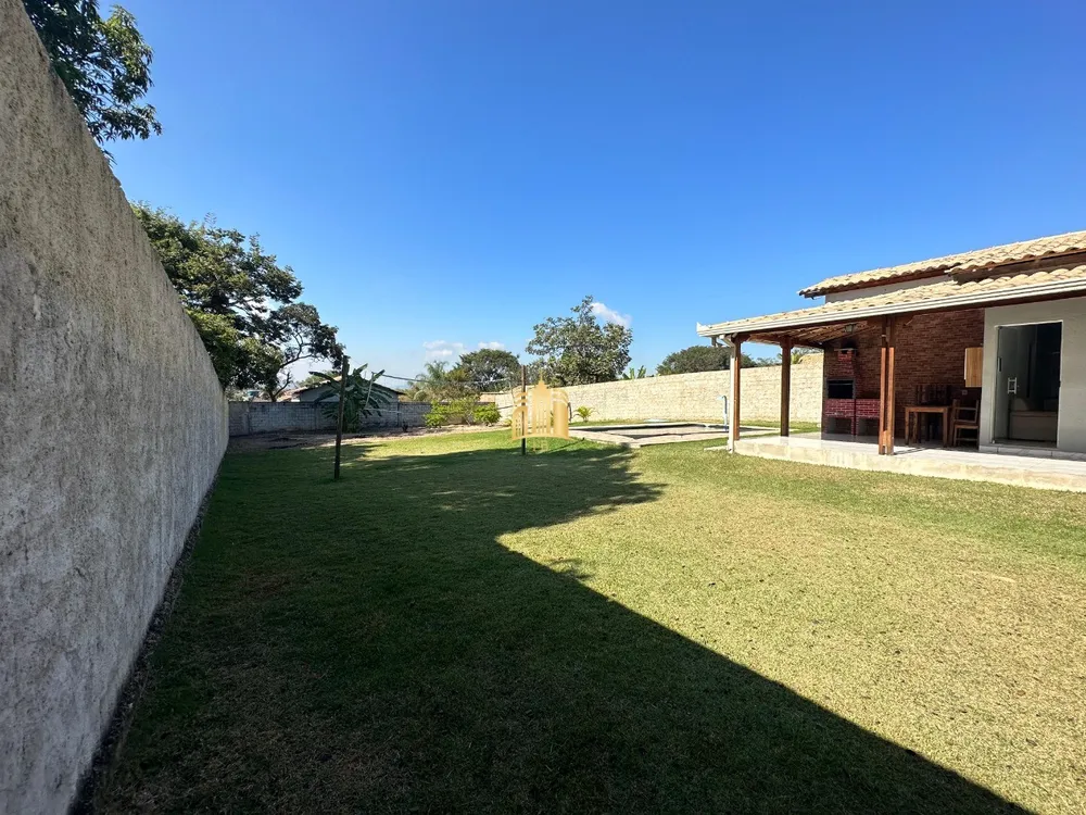 Sítio, 3 quartos, 1000 m² - Foto 2