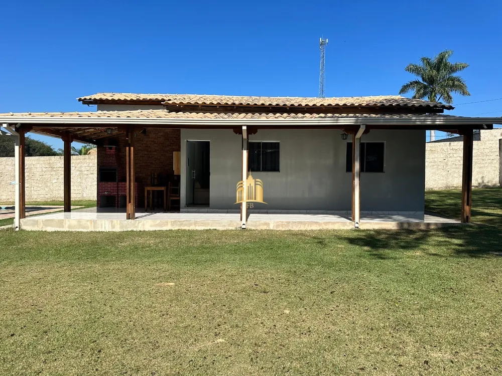 Sítio, 3 quartos, 1000 m² - Foto 1