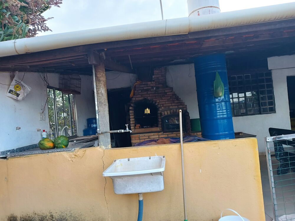 Sítio, 4 quartos, 2400 m² - Foto 4