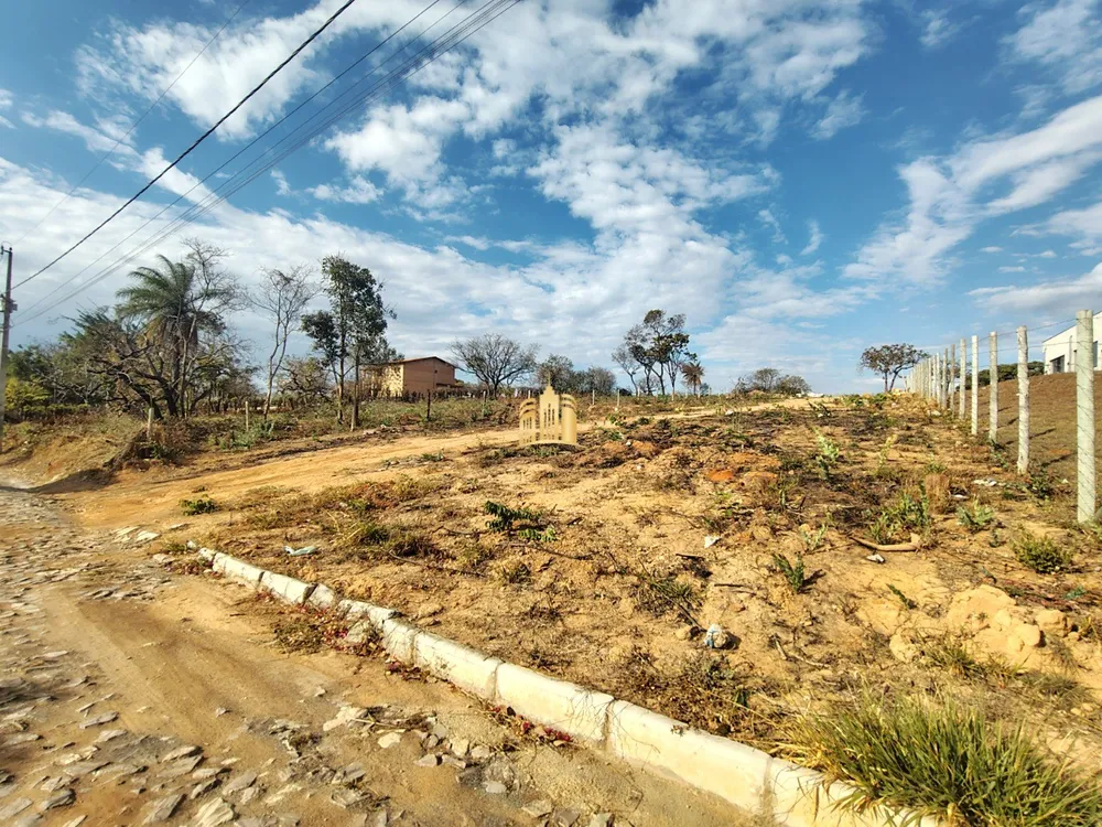 Loteamento e Condomínio, 2000 m² - Foto 4