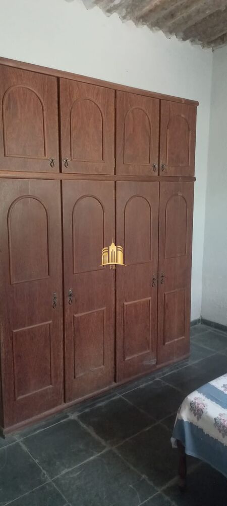 Casa à venda com 2 quartos, 720m² - Foto 7
