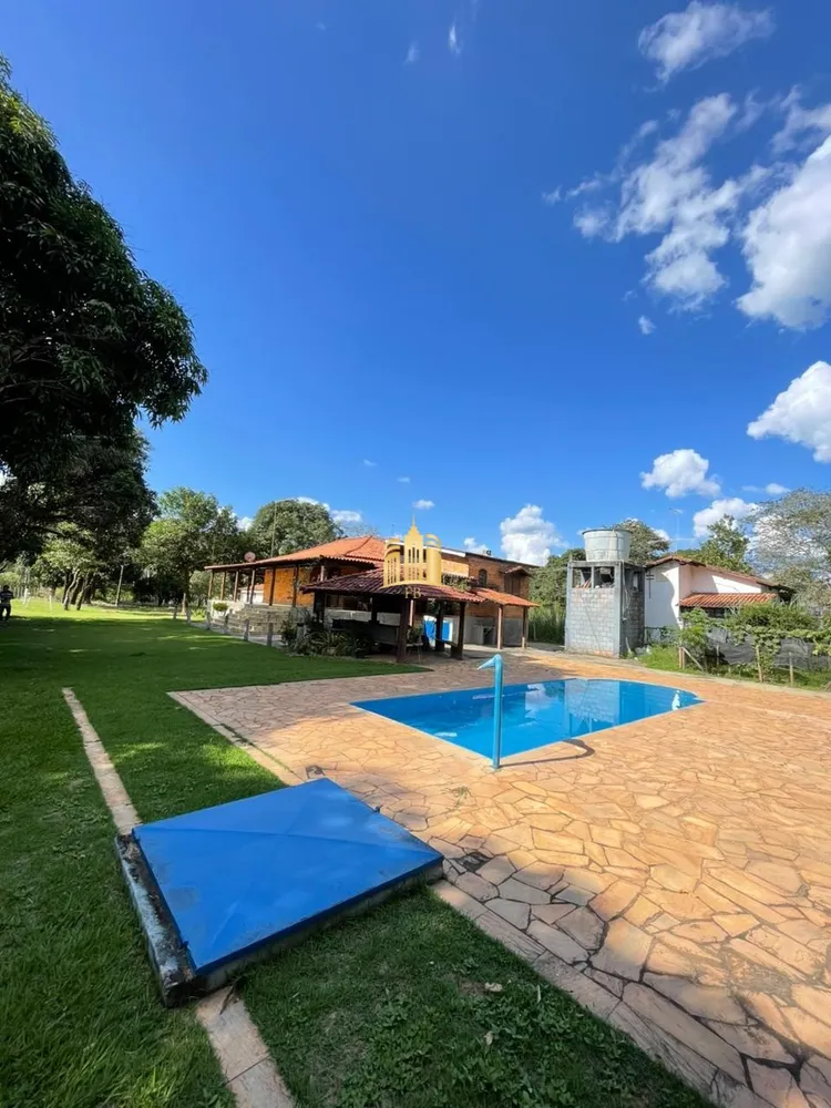 Sítio, 3 quartos, 5000 m² - Foto 1