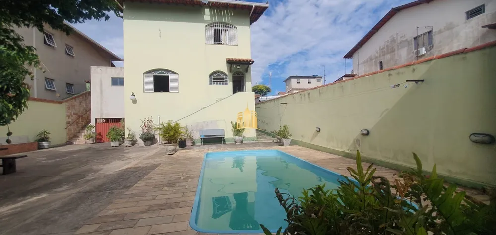Casa, 7 quartos, 770 m² - Foto 1