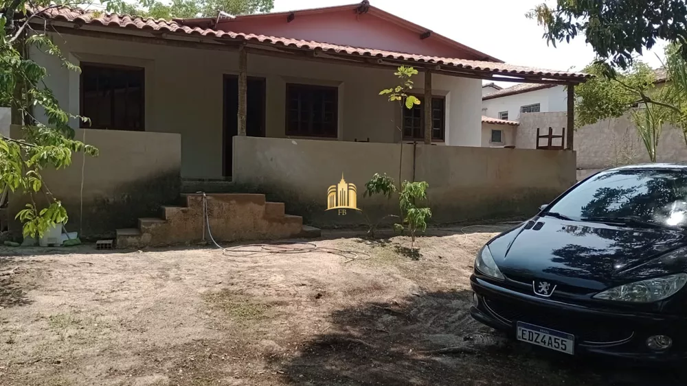 Sítio à venda com 3 quartos, 1000m² - Foto 1