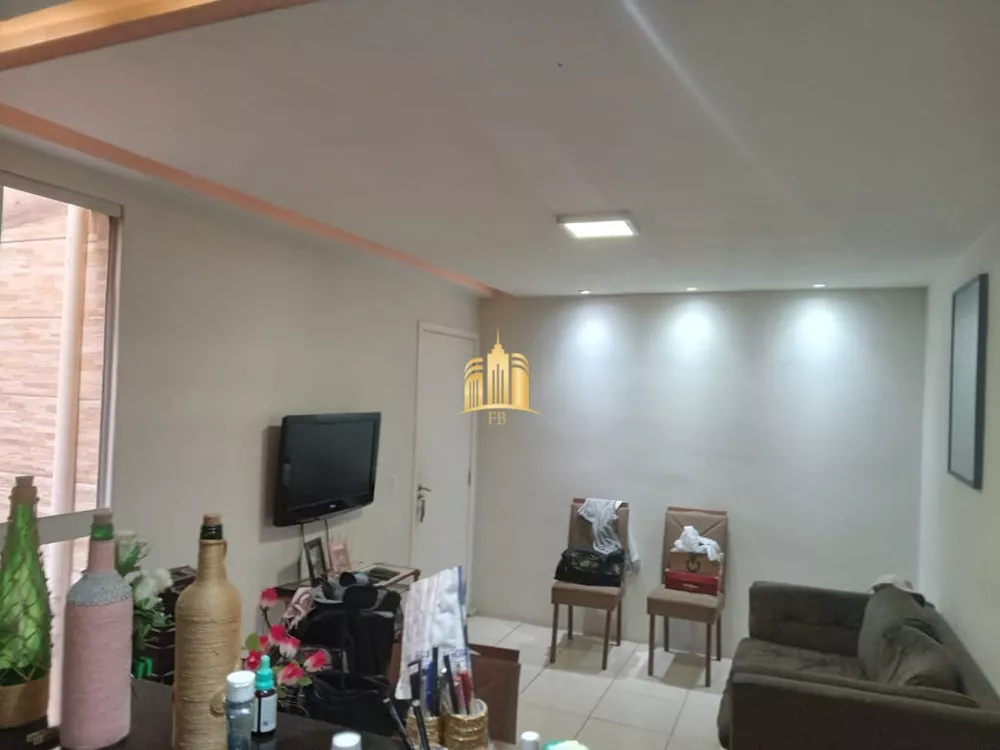 Apartamento à venda com 2 quartos, 83m² - Foto 1