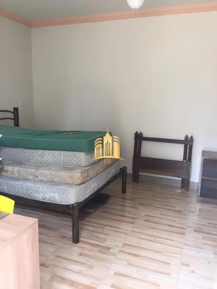 Casa, 4 quartos, 1350 m² - Foto 4