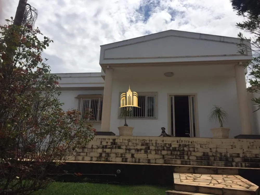 Casa, 4 quartos, 1350 m² - Foto 1