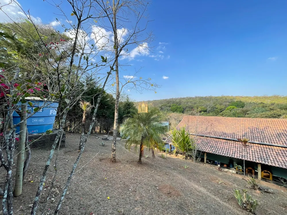 Sítio, 3 quartos, 5600 m² - Foto 1