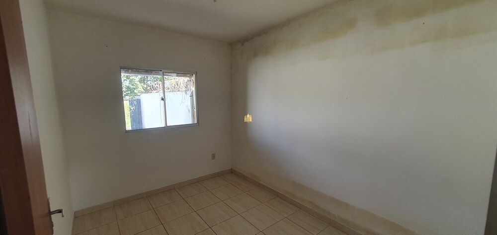 Casa, 2 quartos, 180 m² - Foto 1