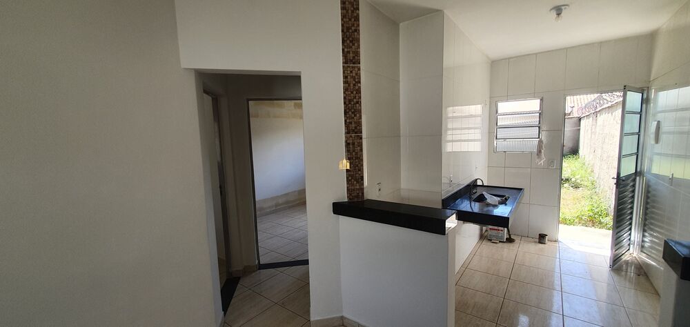 Casa, 2 quartos, 180 m² - Foto 2