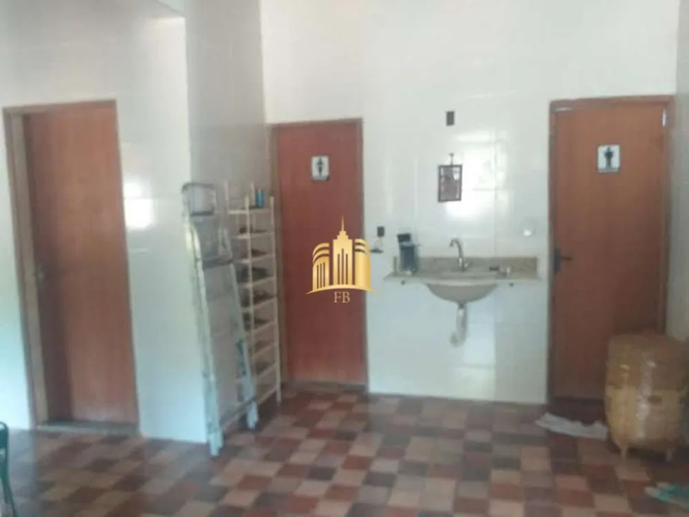 Chácara, 4 quartos, 8300 m² - Foto 4