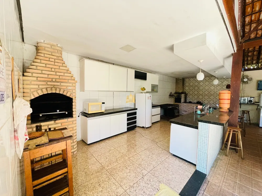 Sítio, 12 quartos, 6300 m² - Foto 1