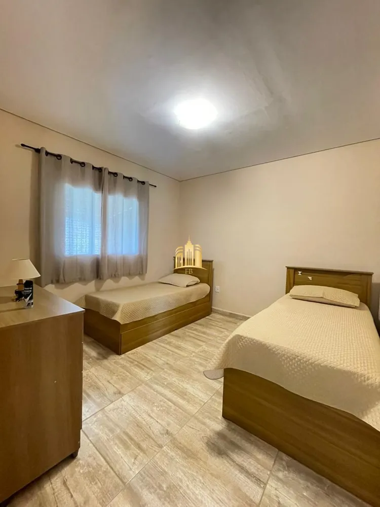 Sítio, 3 quartos, 1000 m² - Foto 2