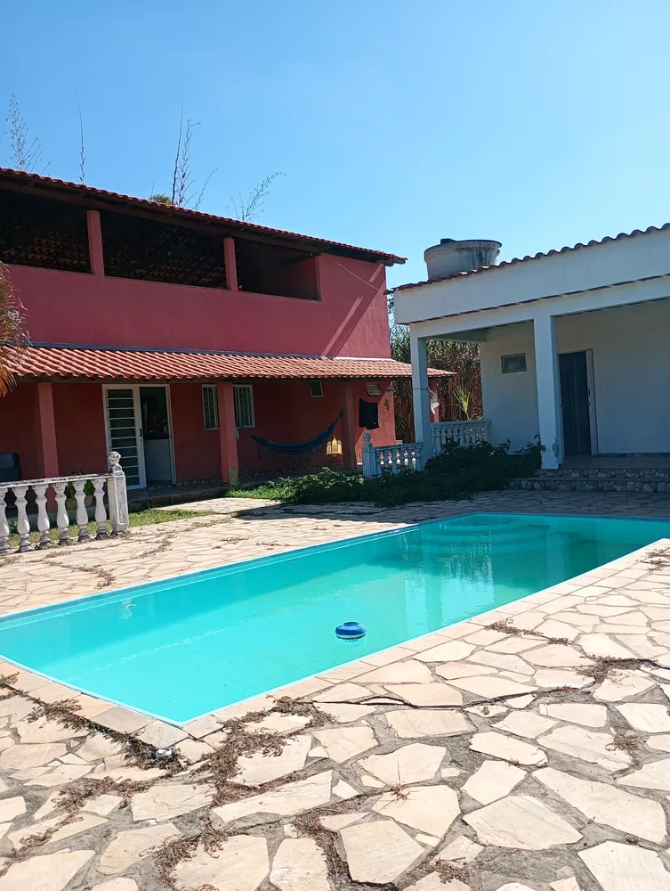 Sítio, 3 quartos, 2167 m² - Foto 1