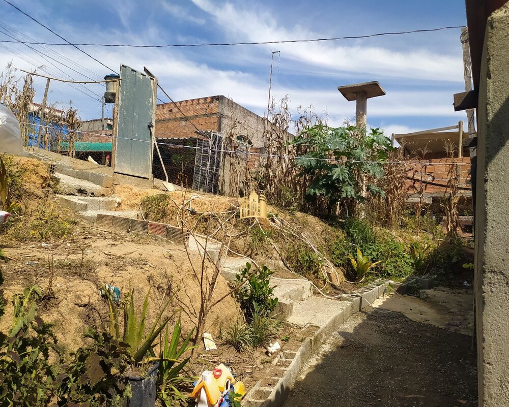 Casa, 2 quartos, 1000 m² - Foto 1