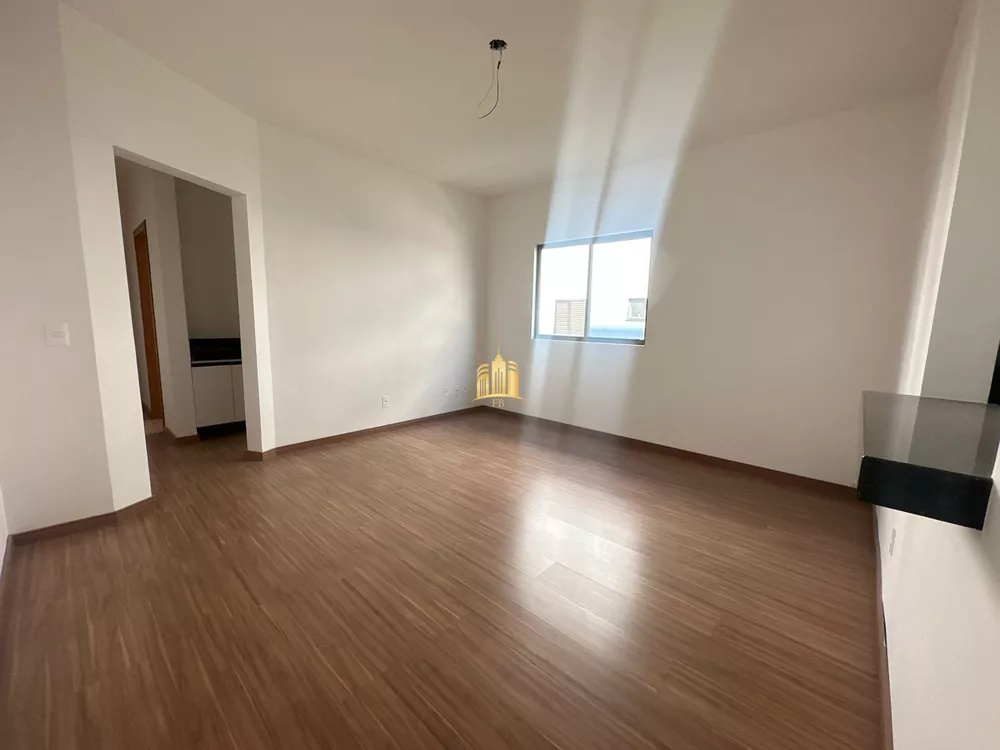 Apartamento à venda com 2 quartos, 70m² - Foto 3