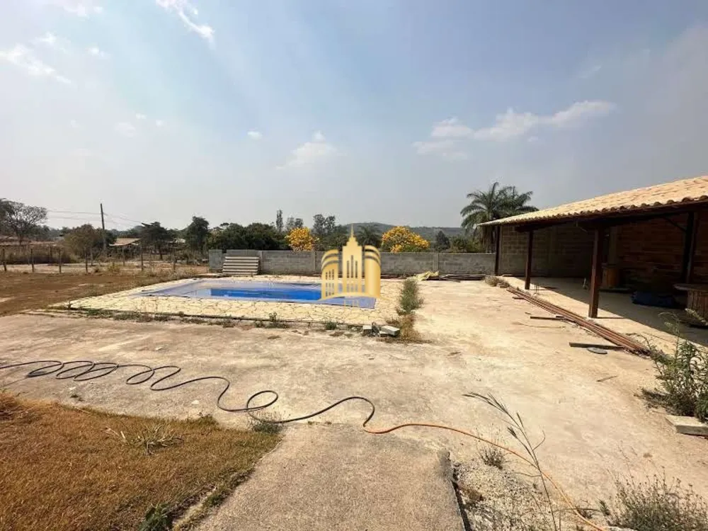 Sítio, 2 quartos, 1000 m² - Foto 2