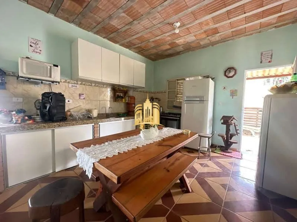 Sítio, 2 quartos, 1000 m² - Foto 4