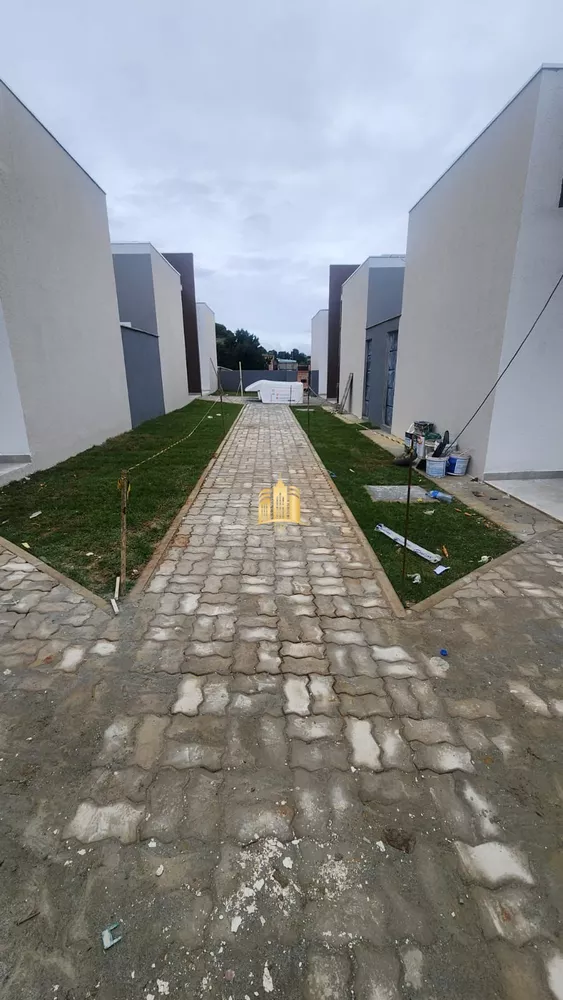 Casa à venda com 3 quartos, 150m² - Foto 3