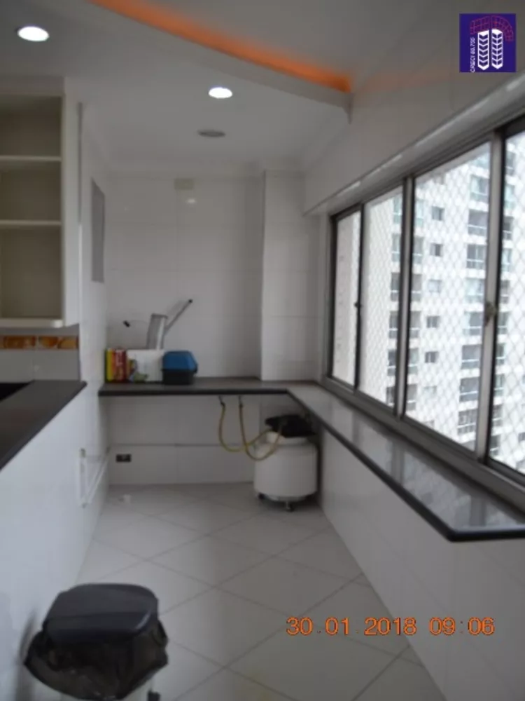 Apartamento, 3 quartos, 150 m² - Foto 2