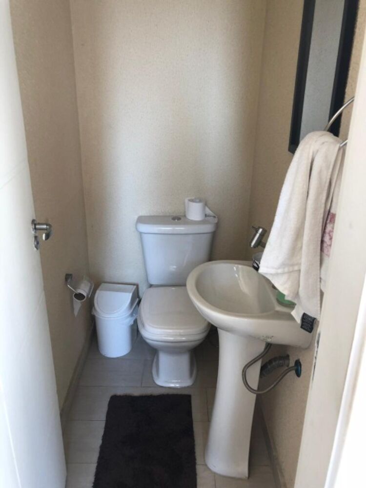Sobrado à venda com 2 quartos, 200m² - Foto 4