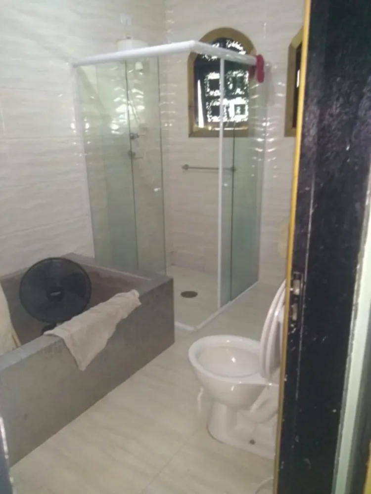 Sobrado, 6 quartos, 240 m² - Foto 2