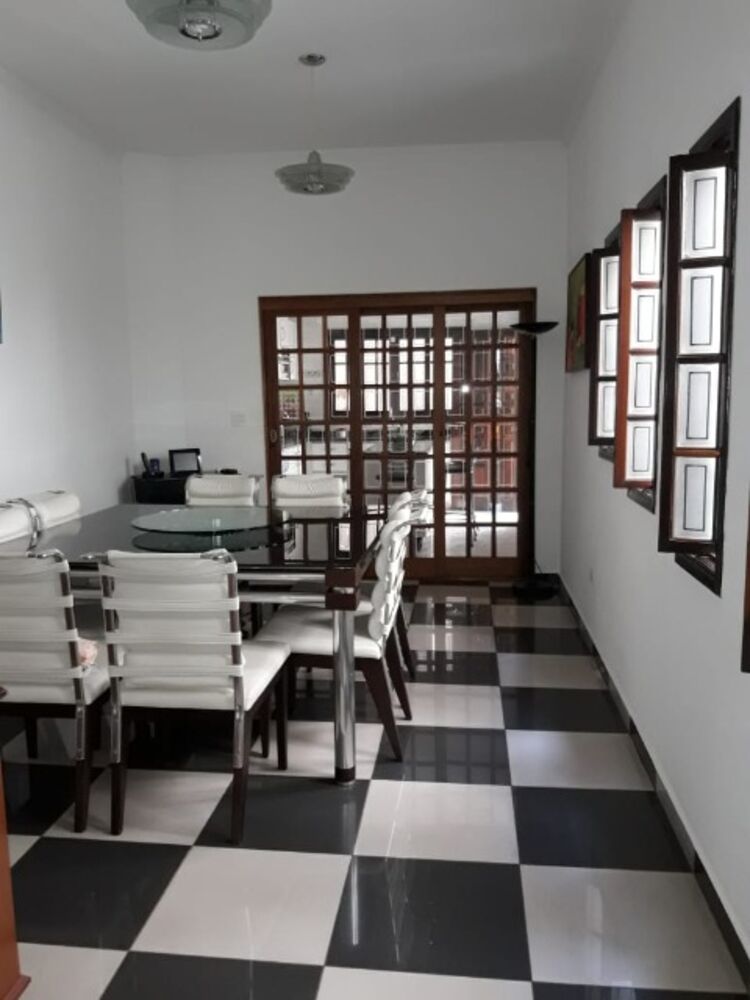 Sobrado, 4 quartos, 220 m² - Foto 2