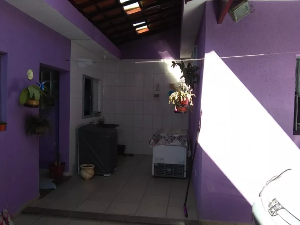 Casa à venda com 3 quartos, 161m² - Foto 8