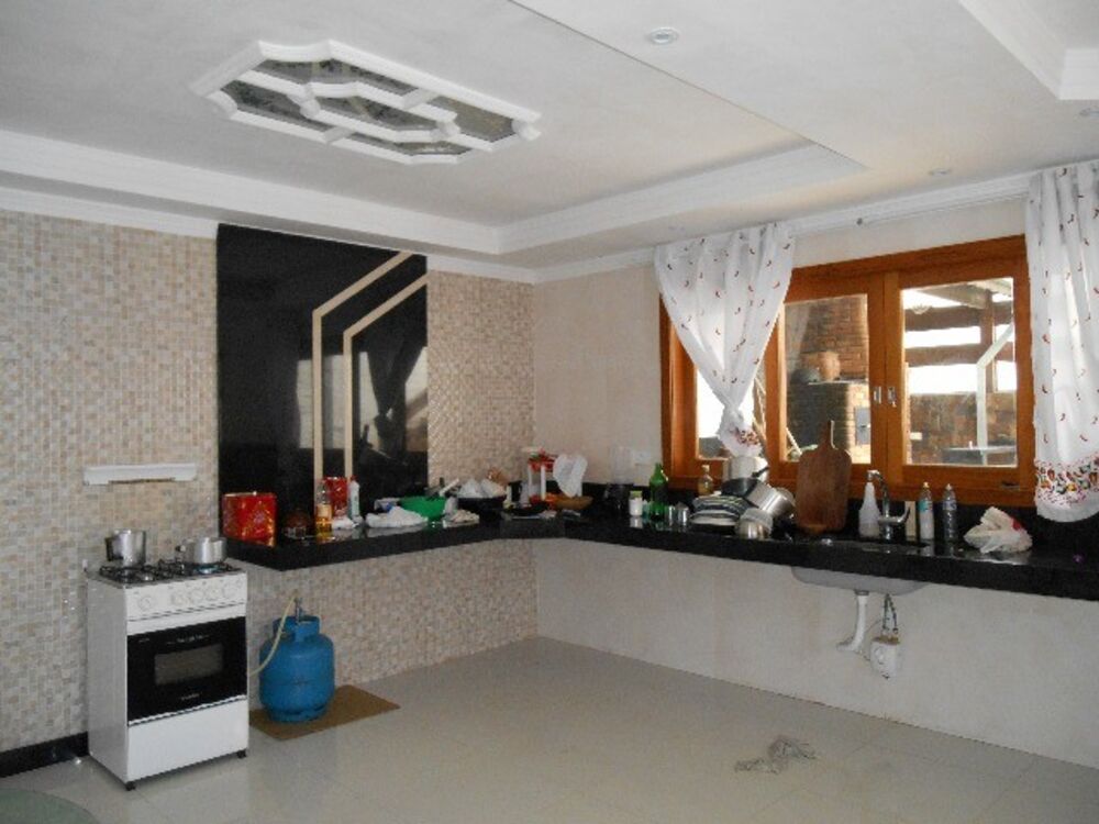 Sobrado, 3 quartos, 300 m² - Foto 2