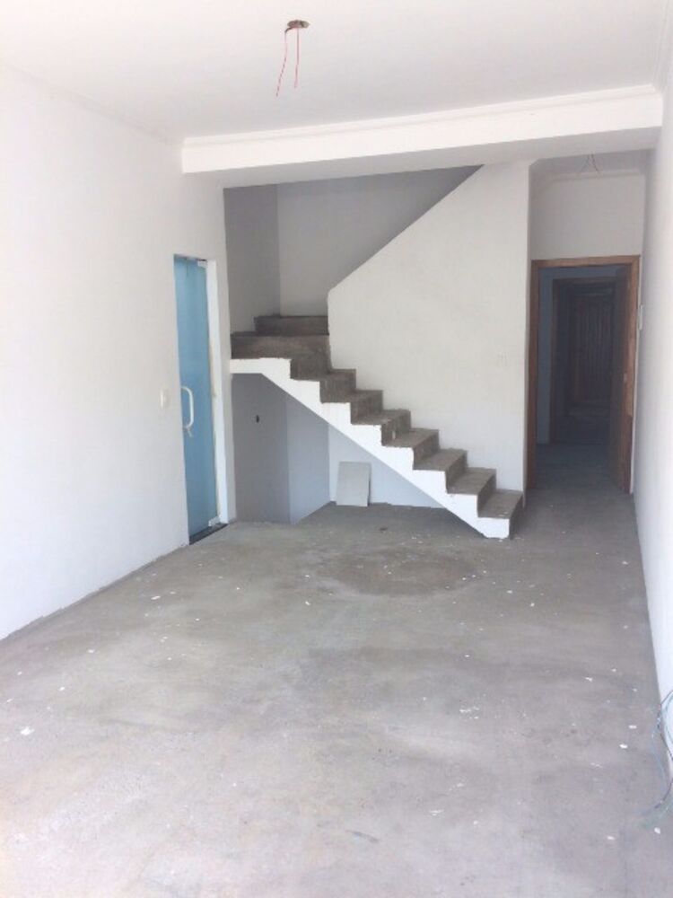 Sobrado à venda com 3 quartos, 161m² - Foto 4