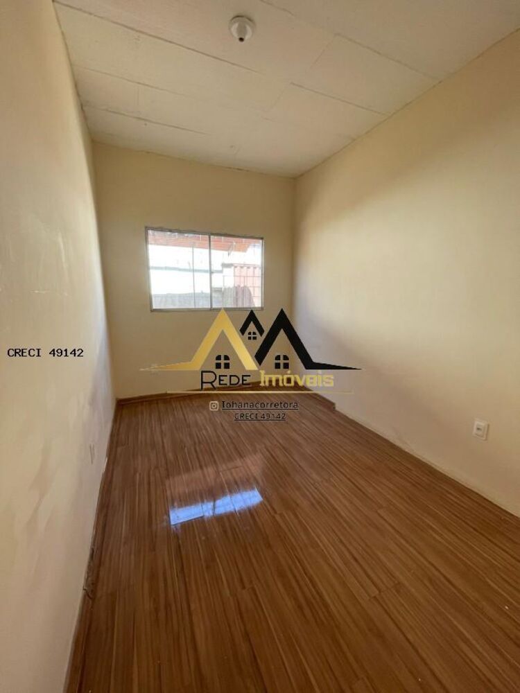 Casa à venda com 3 quartos, 200m² - Foto 4