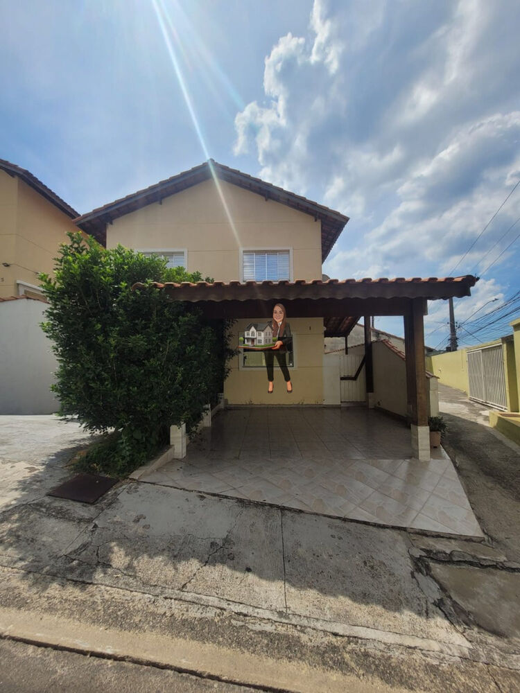 Sobrado à venda com 2 quartos, 110m² - Foto 1