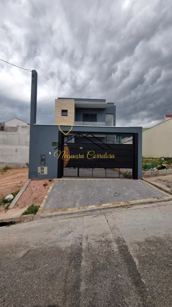 Sobrado à venda com 3 quartos, 139m² - Foto 1