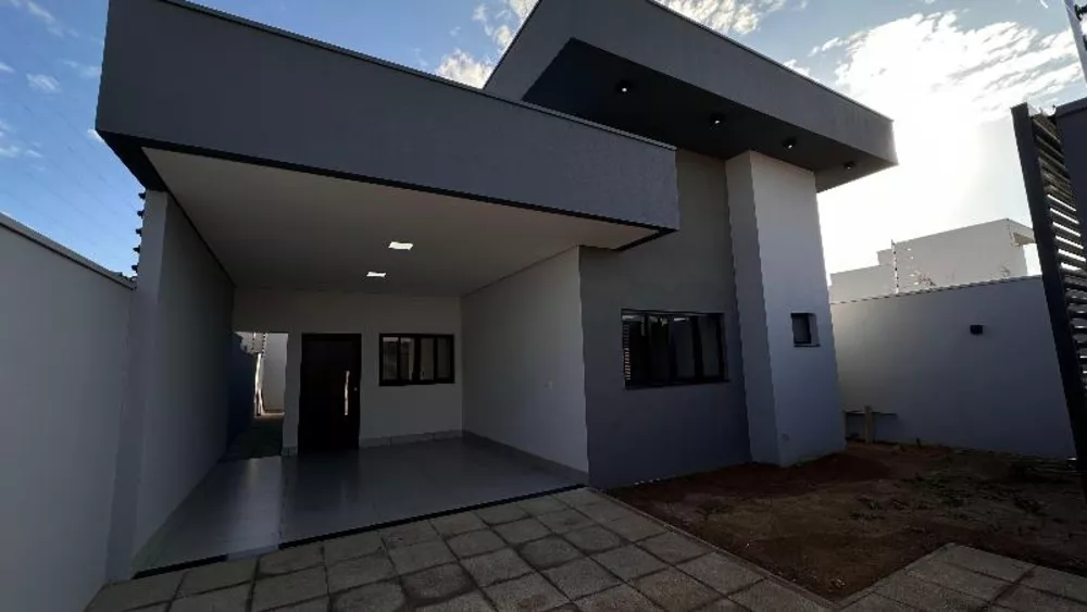 Casa à venda com 3 quartos, 103m² - Foto 2