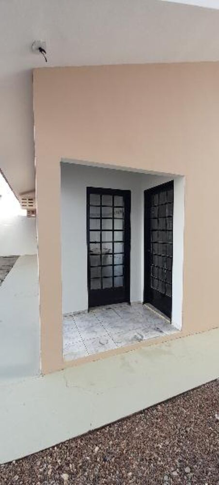 Casa à venda com 3 quartos, 165m² - Foto 2
