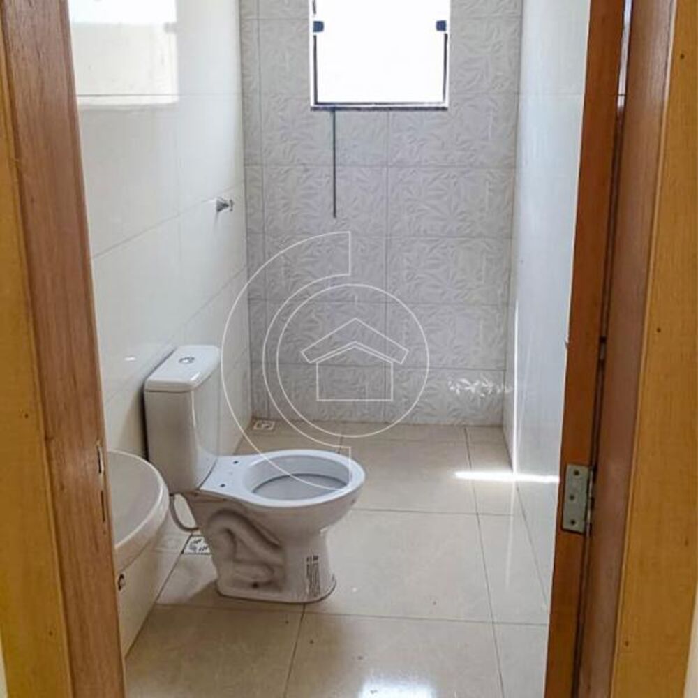 Casa à venda com 2 quartos, 67m² - Foto 4