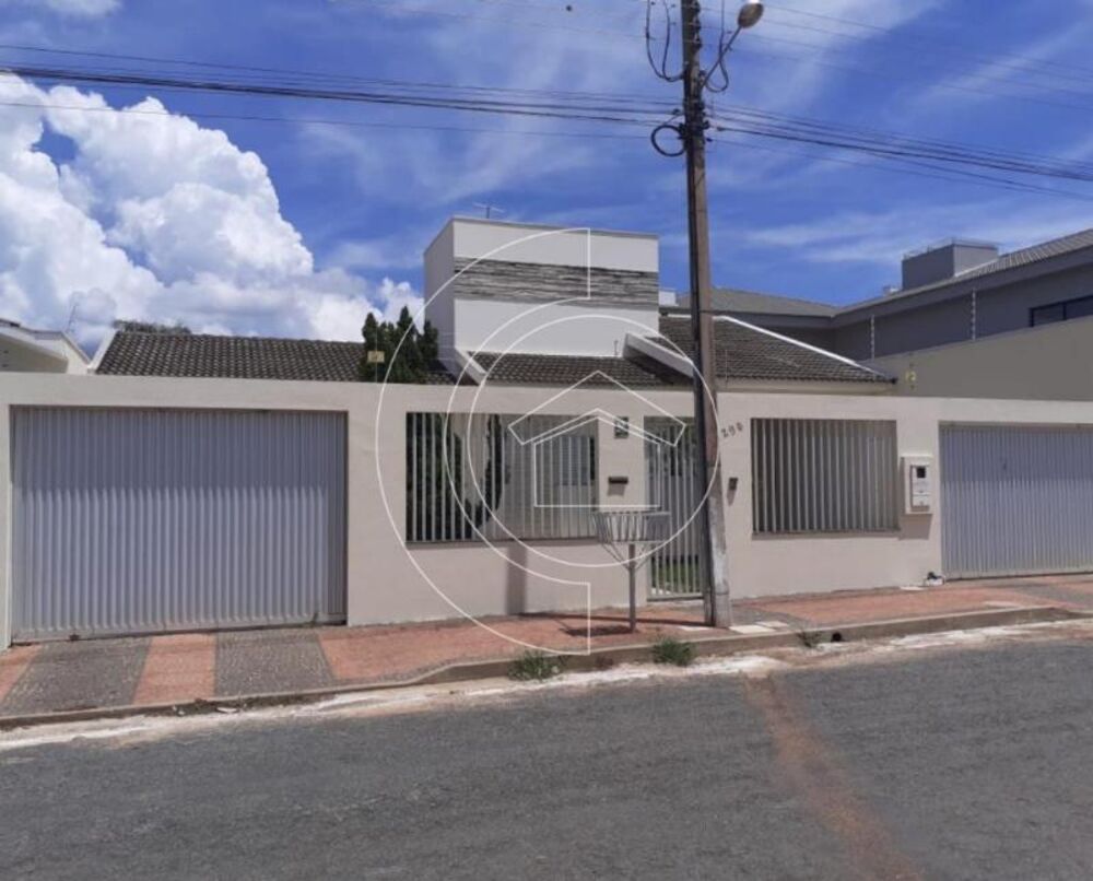 Casa, 4 quartos, 254 m² - Foto 1