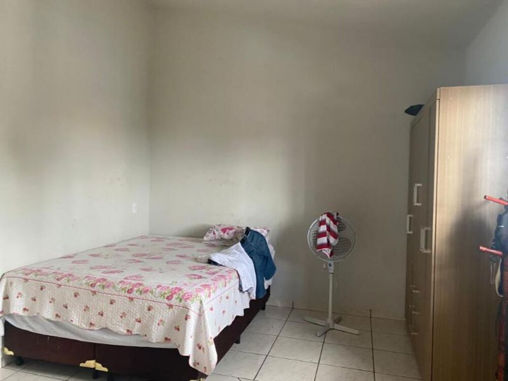 Casa à venda com 3 quartos, 246m² - Foto 8