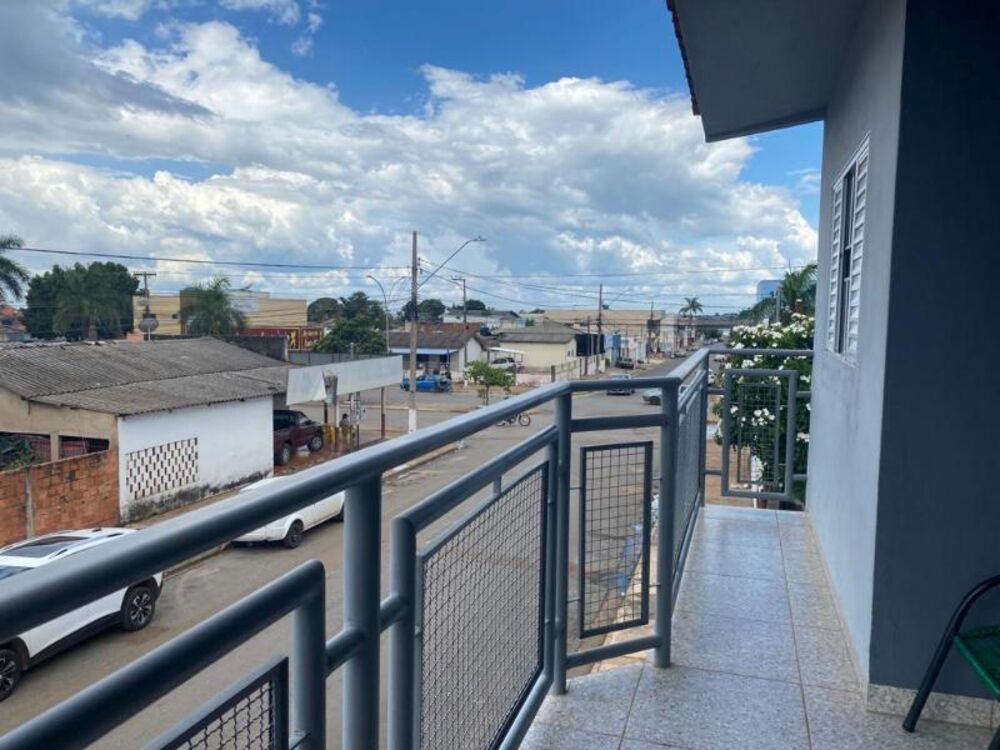 Casa à venda com 3 quartos, 246m² - Foto 7