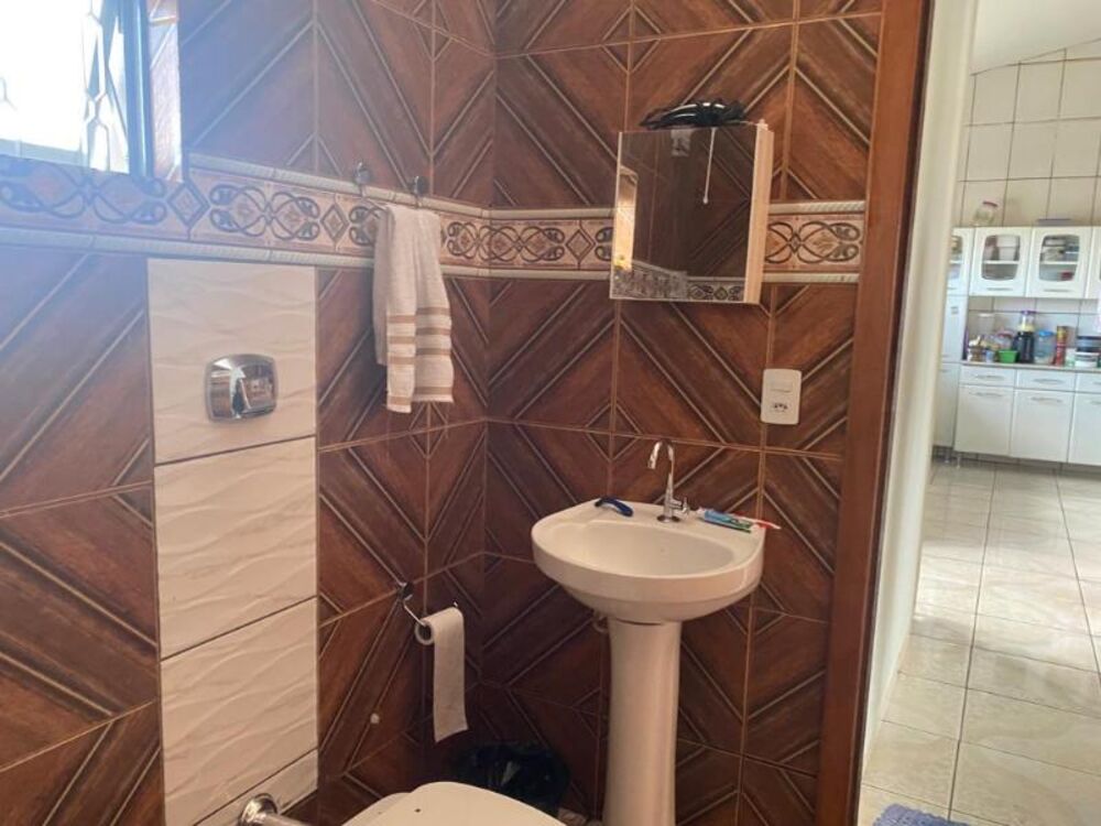Casa à venda com 3 quartos, 246m² - Foto 12