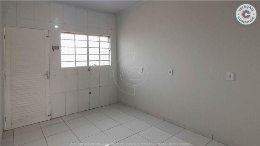 Casa à venda com 2 quartos, 101m² - Foto 5