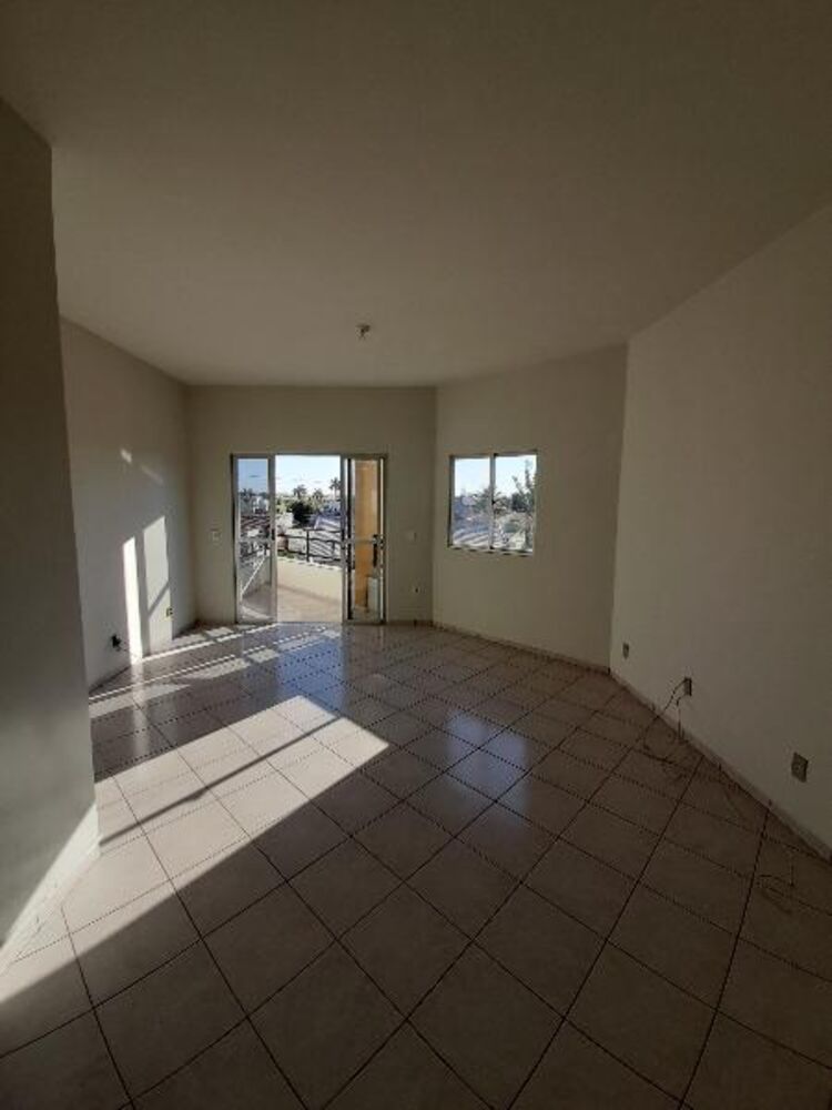 Apartamento para alugar com 3 quartos, 105m² - Foto 6